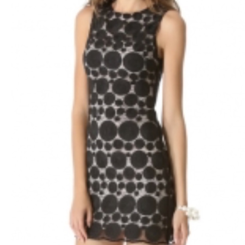 Alice + Olivia Black Shift Dress
